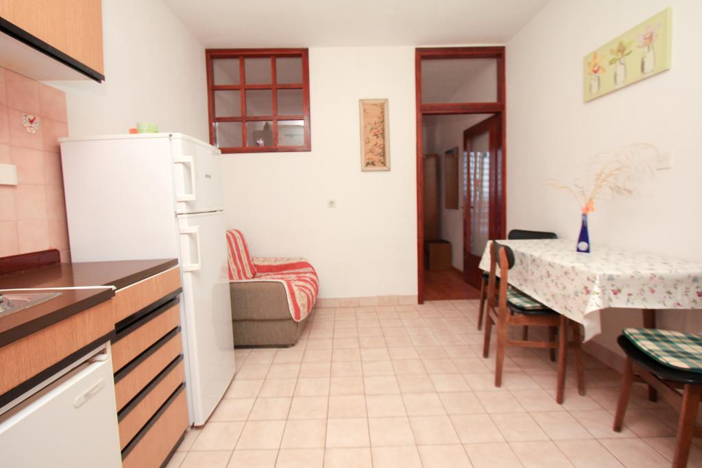 Apartments Lea Prižba Chambre photo
