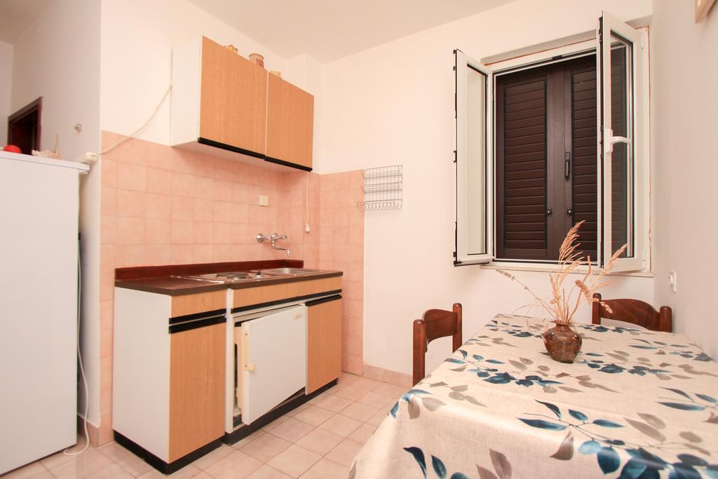 Apartments Lea Prižba Chambre photo